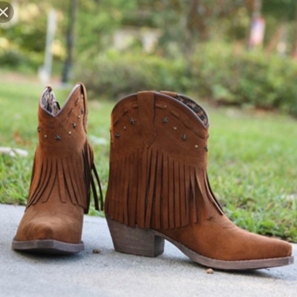 dingo Shoes - Cute cowgirl dingo boots